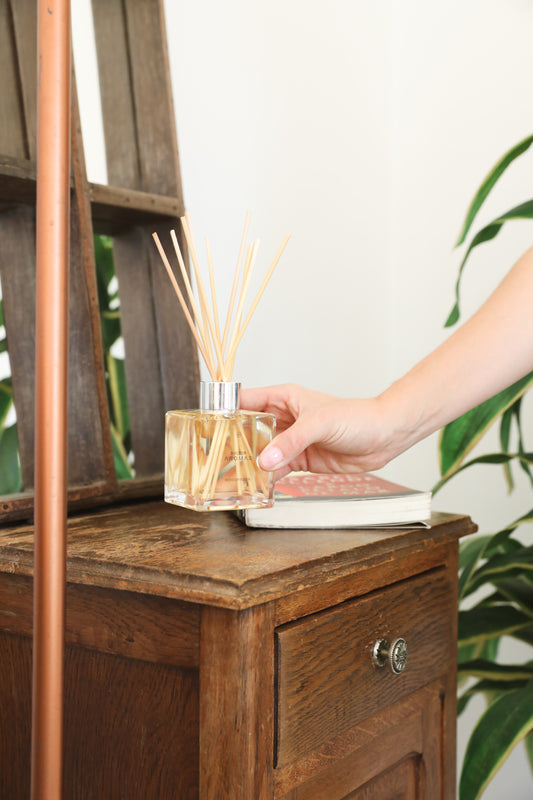 Natural Nectar: Embracing Organic Scents with Reed Diffusers