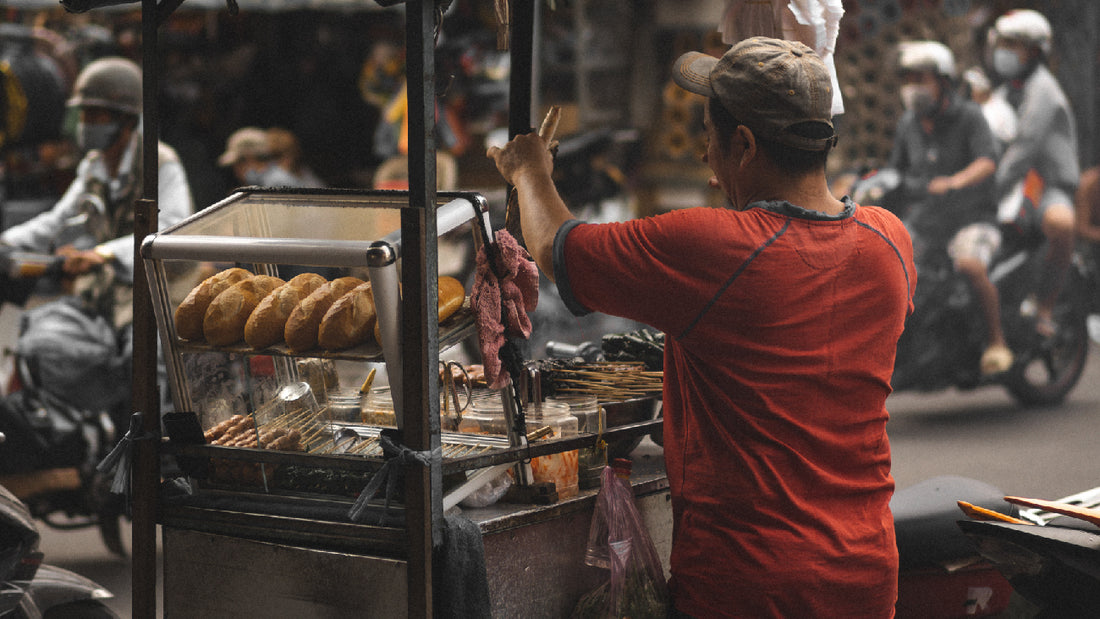 Scented Street Food: Exploring Culinary Delights and Home Perfumes in Local Markets