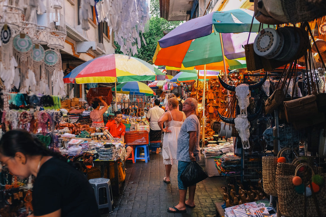 The Perfume Markets of the Middle East: A Sensory Overload