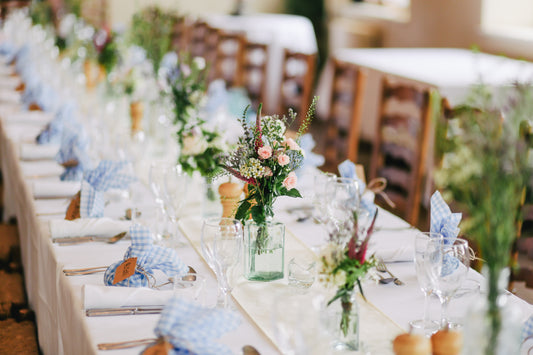 Scented Linens and Fabrics: Infusing Fragrance into Your Wedding Decor