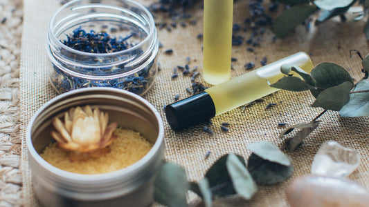 How to Use Roll-On Perfumes for a Portable Aromatherapy Experience