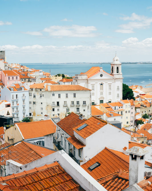 The Sweet and Earthy Scents of Portuguese Architecture